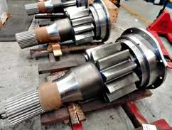 Piñones de giro para palas eléctricas