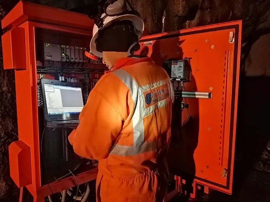 Servicio de automatización de ventilación minera