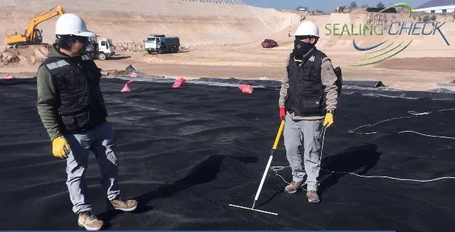 Inspección geoeléctrica de geomembranas en campo