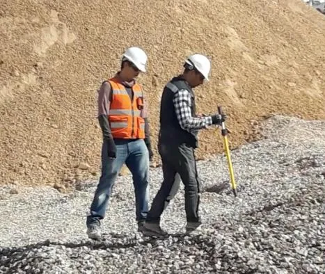 Inspección de geomembrana cubierta mediante el sistema de dipolo DBP